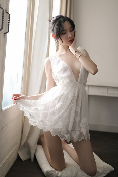 Sexy Ruffle Deep V Neck Sleeveless Butterfly Embroidery Lace Backless Slip Nightdress Dress