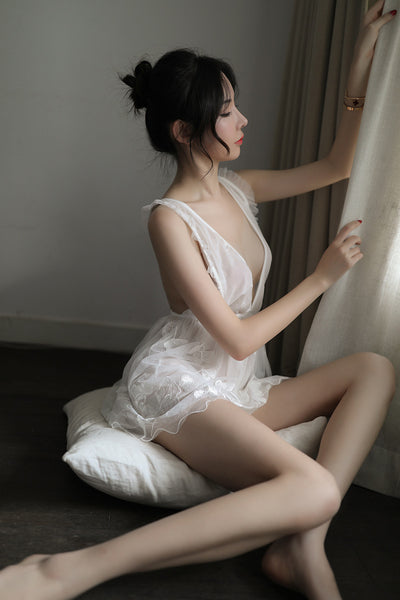 Sexy Ruffle Deep V Neck Sleeveless Butterfly Embroidery Lace Backless Slip Nightdress Dress