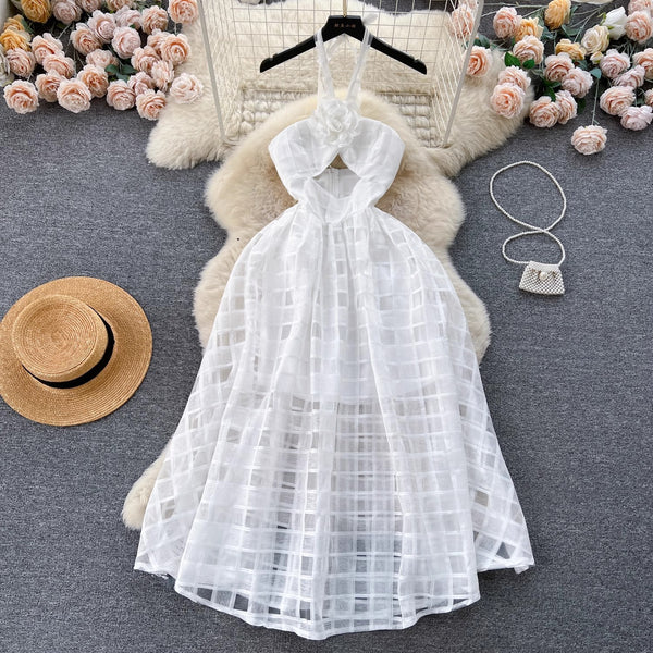 French Style Temperament Plaid Cutout Pattern Halter Neck Backless 3D Flower Brooch Hollow Tube Top High Waist Long A-Line Dress