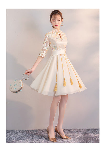 Chinese Fashion Vintage Style Stand Collar Floral Embroidery Flower Embroidered Cheongsam Short A-line Champagne Wedding Party Dress