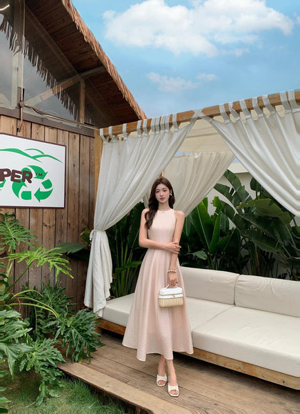 Women Elegant French Style Summer Maxi Dress with Linen Feel Crinkle Texture and Flowy Skirt