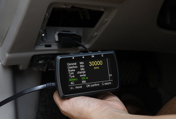 OBD2 Code Reader HUD Head Up Display Monitor Fuel Speedometer Water Temp Tool