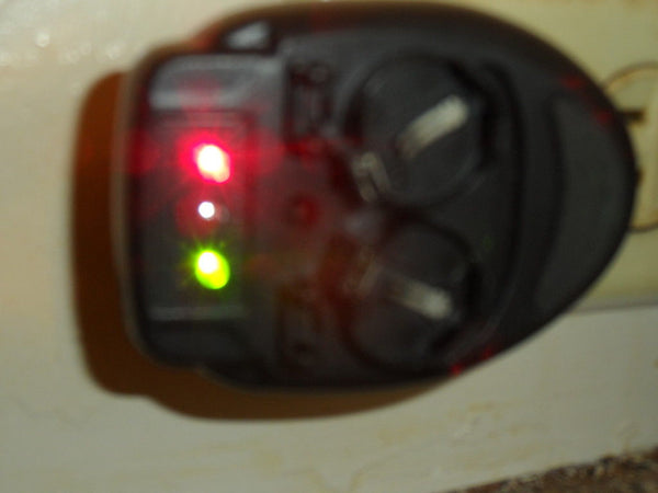 LIR2032 LIR2025 LIR2016 LIR 2032 Coin Button Cell Travel Charger EUR Adapter