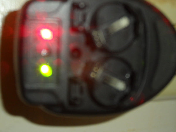 LIR2032 LIR2025 LIR2016 LIR 2032 Coin Button Cell Travel Charger EUR Adapter