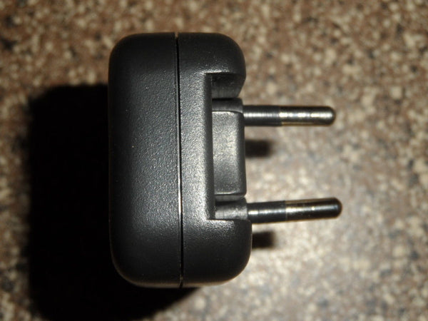 LIR2032 LIR2025 LIR2016 LIR 2032 Coin Button Cell Travel Charger EUR Adapter