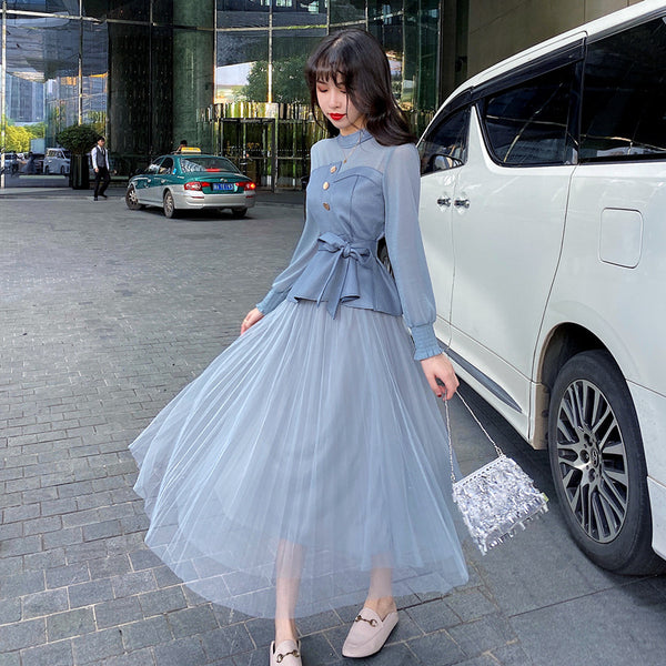 Temperament Two-piece Suede Stitching Long Sleeve Top Large A Pleated Mesh Skirt