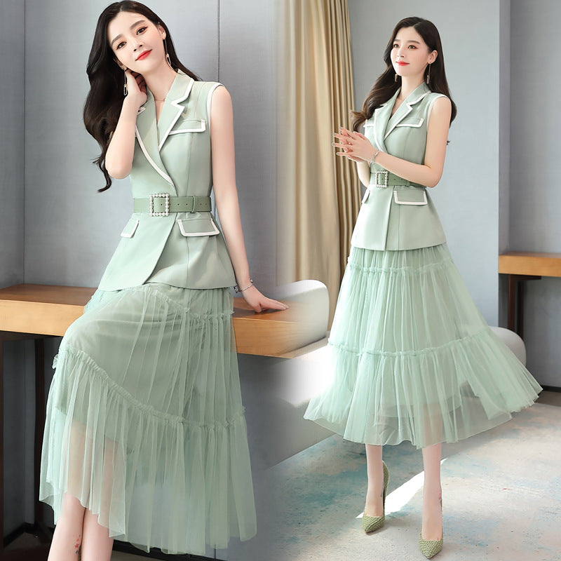 Temperament Fashion Two Piece Sleeveless Dress Mesh Long Skirt