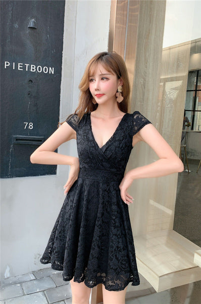 Women V-neck Temperament Sexy Backless Lace A Line Dress Skirt