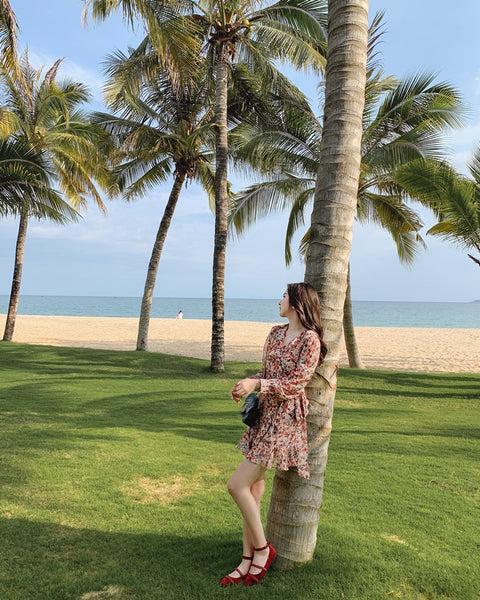 Elegant Long Sleeved Floral lotus leaf Collar V Neck Printed A Line Women Dress