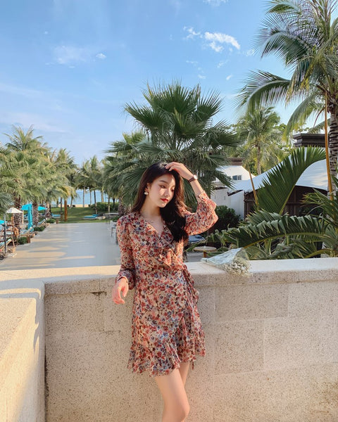 Elegant Long Sleeved Floral lotus leaf Collar V Neck Printed A Line Women Dress