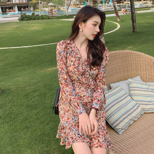 Elegant Long Sleeved Floral lotus leaf Collar V Neck Printed A Line Women Dress