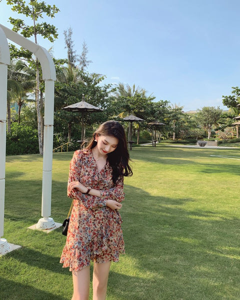 Elegant Long Sleeved Floral lotus leaf Collar V Neck Printed A Line Women Dress