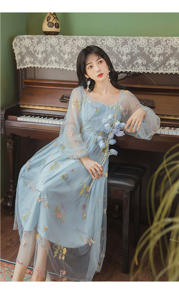 Retro Style Lace Mesh Double Layer Long Sleeved Holiday Women Travel Dress