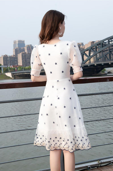 Summer Lovely Women Temperament Round Neck Lace Hem High Waist White Short Sleeves Knee Length Dress