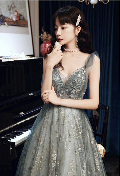 Elegant Temperament Women Fashion Grey Beaded Tulle Fairy Prom V-Neck Long Floor Length Evening Party Dress
