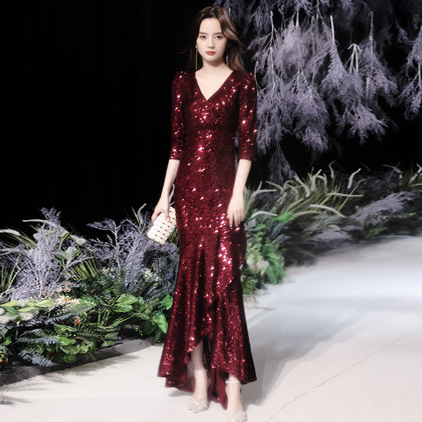 Elegant Women Evening Temperament Banquet Embroidered Sequins Half Sleeves Fishtail Silver Irregular Hem Pencil Dress