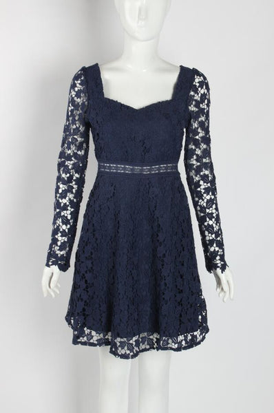 Temperament Elegant Ladies Hollowed Out Lace Stitched Waist Long Sleeves A-line Cocktail Party Dress