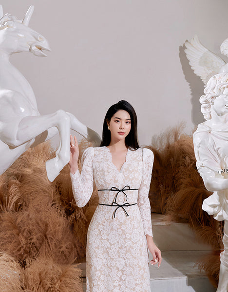 Beautiful Cozy Ladies White V-Neck Long Sleeved Lace High Waist Puffy Party Clubbing Long Dress