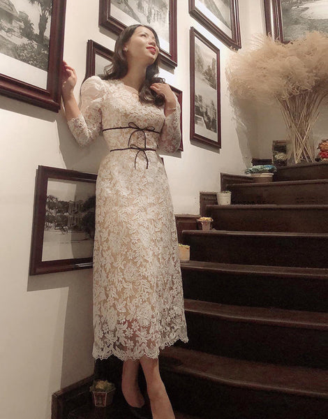 Beautiful Cozy Ladies White V-Neck Long Sleeved Lace High Waist Puffy Party Clubbing Long Dress