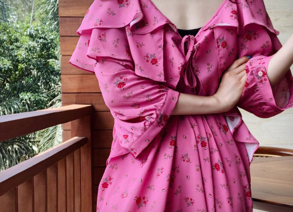 Holiday Chic Women Lotus Leaf Collar Off Shoulder Short Sleeved Floral Printed Bow Spaghetti Strap Dress