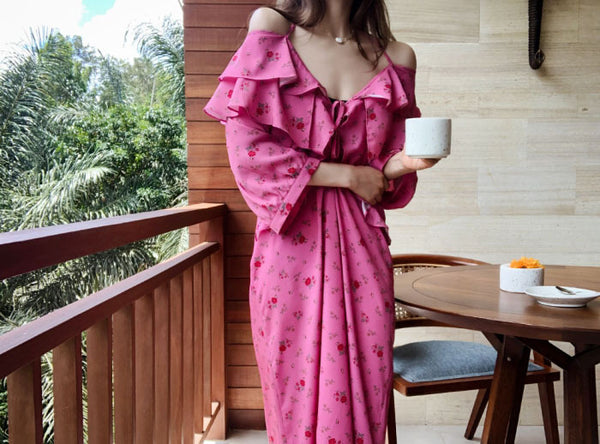 Holiday Chic Women Lotus Leaf Collar Off Shoulder Short Sleeved Floral Printed Bow Spaghetti Strap Dress