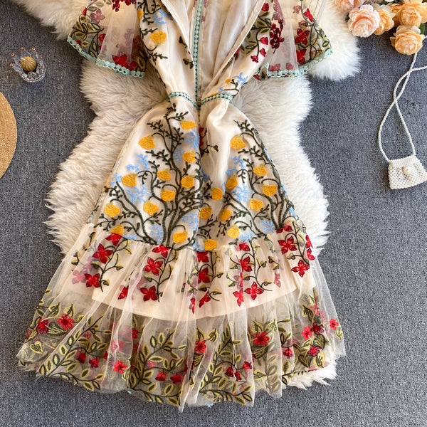 Cozy Retro Style Chic Women Beautiful Round Neck Short Sleeves Mesh Floral Embroidered A Line Dress