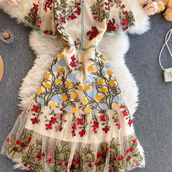 Cozy Retro Style Chic Women Beautiful Round Neck Short Sleeves Mesh Floral Embroidered A Line Dress