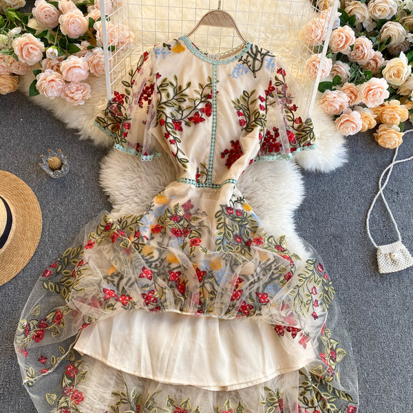 Cozy Retro Style Chic Women Beautiful Round Neck Short Sleeves Mesh Floral Embroidered A Line Dress