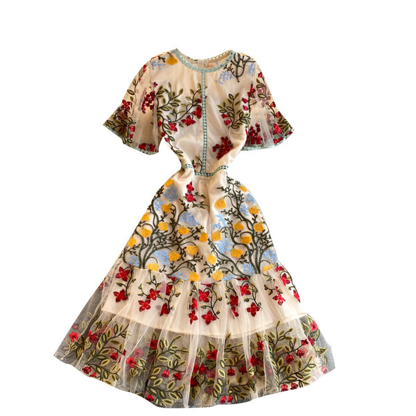 Cozy Retro Style Chic Women Beautiful Round Neck Short Sleeves Mesh Floral Embroidered A Line Dress