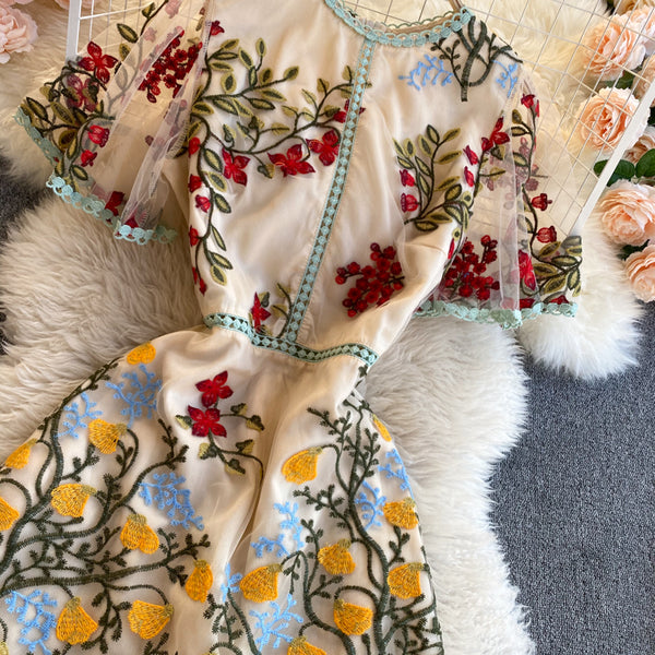 Cozy Retro Style Chic Women Beautiful Round Neck Short Sleeves Mesh Floral Embroidered A Line Dress