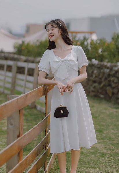 Summer Temperament Retro Square Neck White Bow Puff Short Sleeved High Waist Meeting A Line Dress