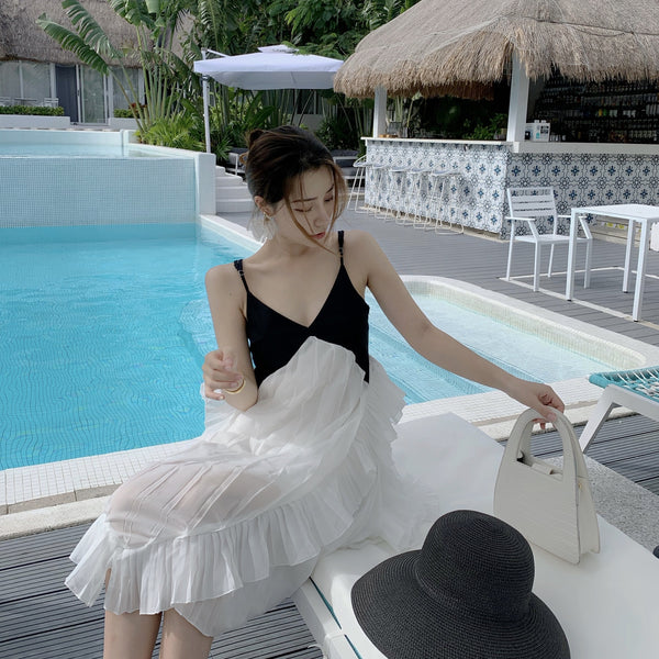 Retro Vintage Bohemian Seaside Holiday Beach Spaghetti Strap Ruffled Lotus Leaf Stitching Pleated V Neck Dress