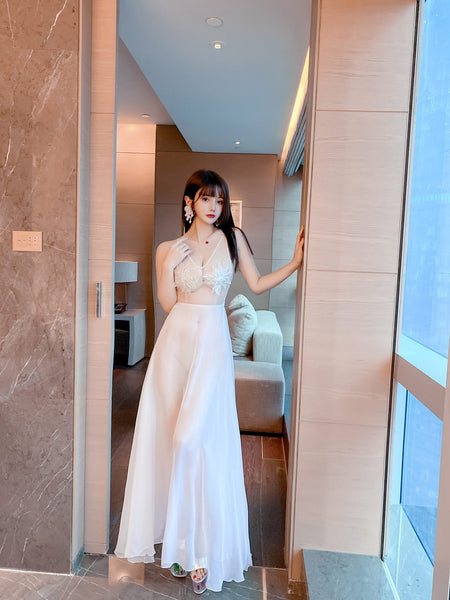 Stunning Angel Lover Bridal Sleeveless Deep V Neck See Through Open Back Long Dress