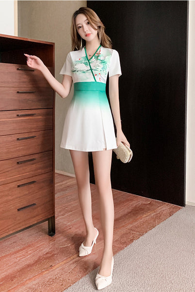 Attractive Modern Floral Green Gradual Color Floral Printed V Neck Short Sleeves Skirt inner Pant Dress