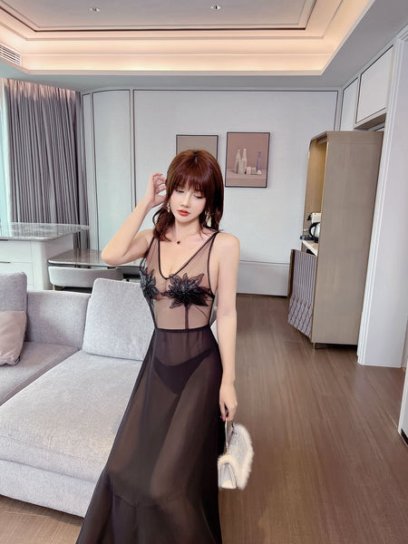 Beauty Sexy Transparent Deep V Neck Sleeveless Lace Backless Night Evening Meeting Maxi Dress