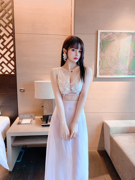Beauty Sexy Transparent Deep V Neck Sleeveless Lace Backless Night Evening Meeting Maxi Dress