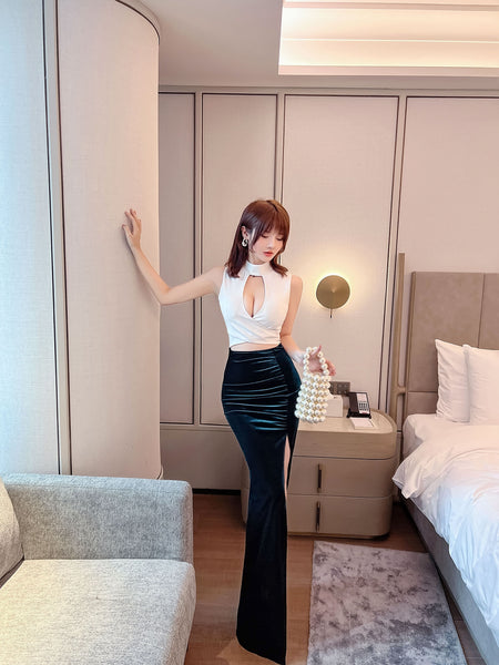 Temperament Sleeveless High Waist Stand Collar Neck Hollow Velvet Overlap Front Slit Long Dress