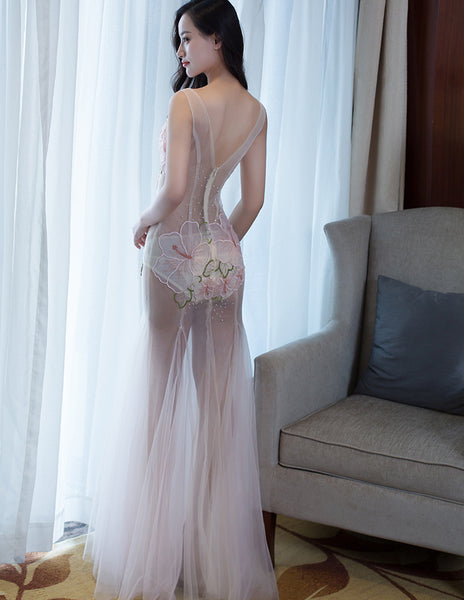 Sexy See Through Lace Mesh Sleeveless Low Cut Embroidered Floral Clubbing Party Gown Dress