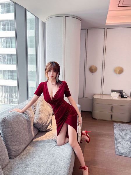 Sexy Beauty Velvet Short Sleeves Bodycon Cocktails Party Low Cut High Slit NightClub Irregular Hem Dress
