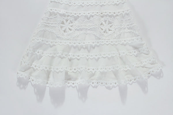 Round Neck Cake Lace Embroidery Long Sleeve Chiffon White Dress