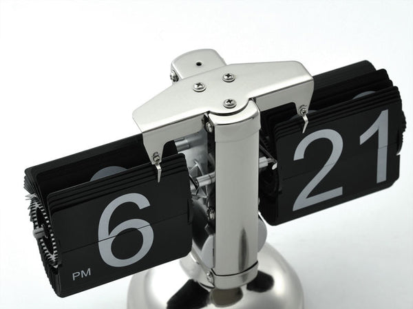 Retro Flip Down Desk Special Time Big Clock Metal Stand Internal Gear Operated