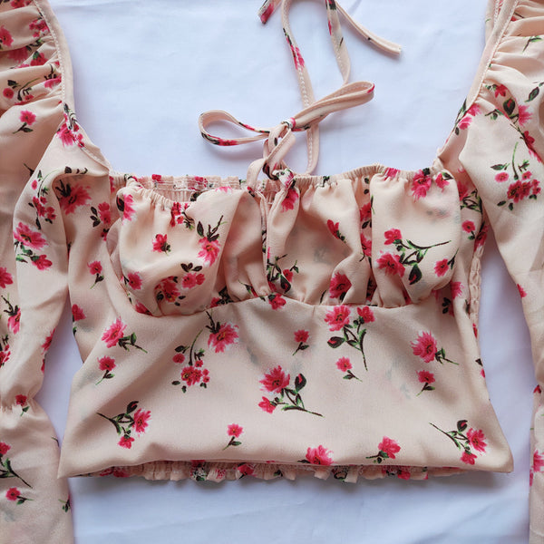 Trendy Fashion Summer Women Attractive Floral Printed Square Collar Puff Long Sleeves Crop Top