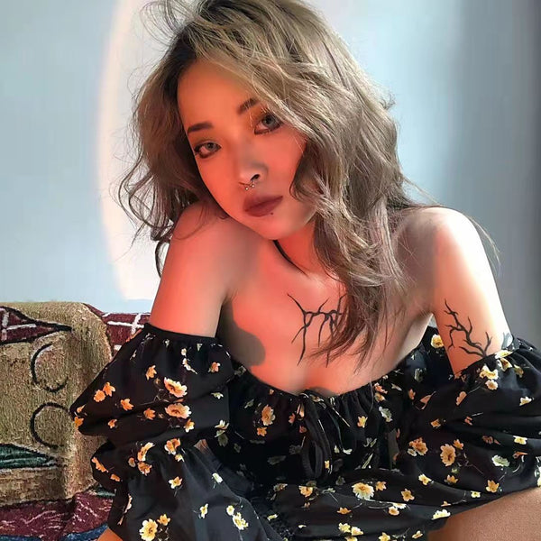 Trendy Fashion Summer Women Attractive Floral Printed Square Collar Puff Long Sleeves Crop Top