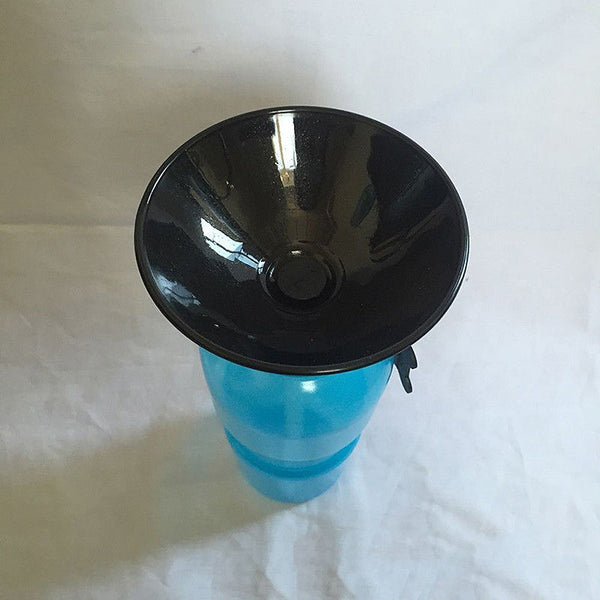 2 pieces Pet Dog Cat Portable Plastic Feeding Bowl Travel Water Bottle Dispenser Feeder