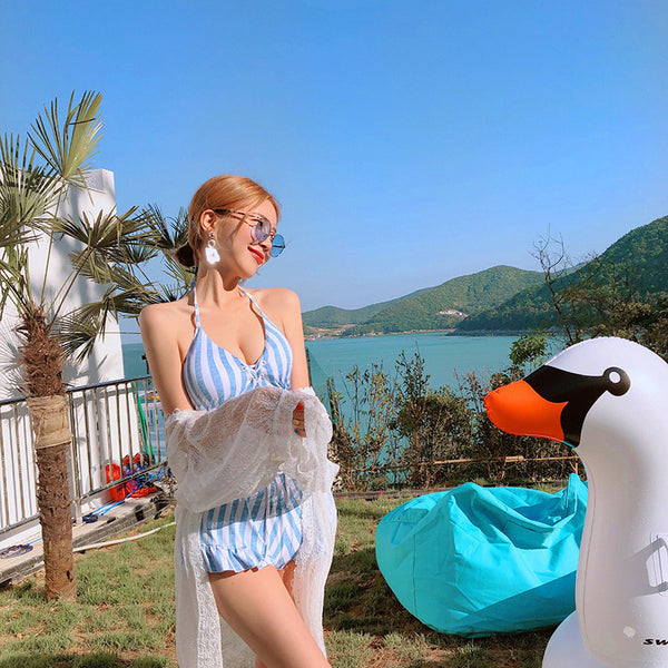 Lovely Beauty Blue Stripe Striped Hot Spring Front Cross Tie Bust Pleated Swimwear Bikini